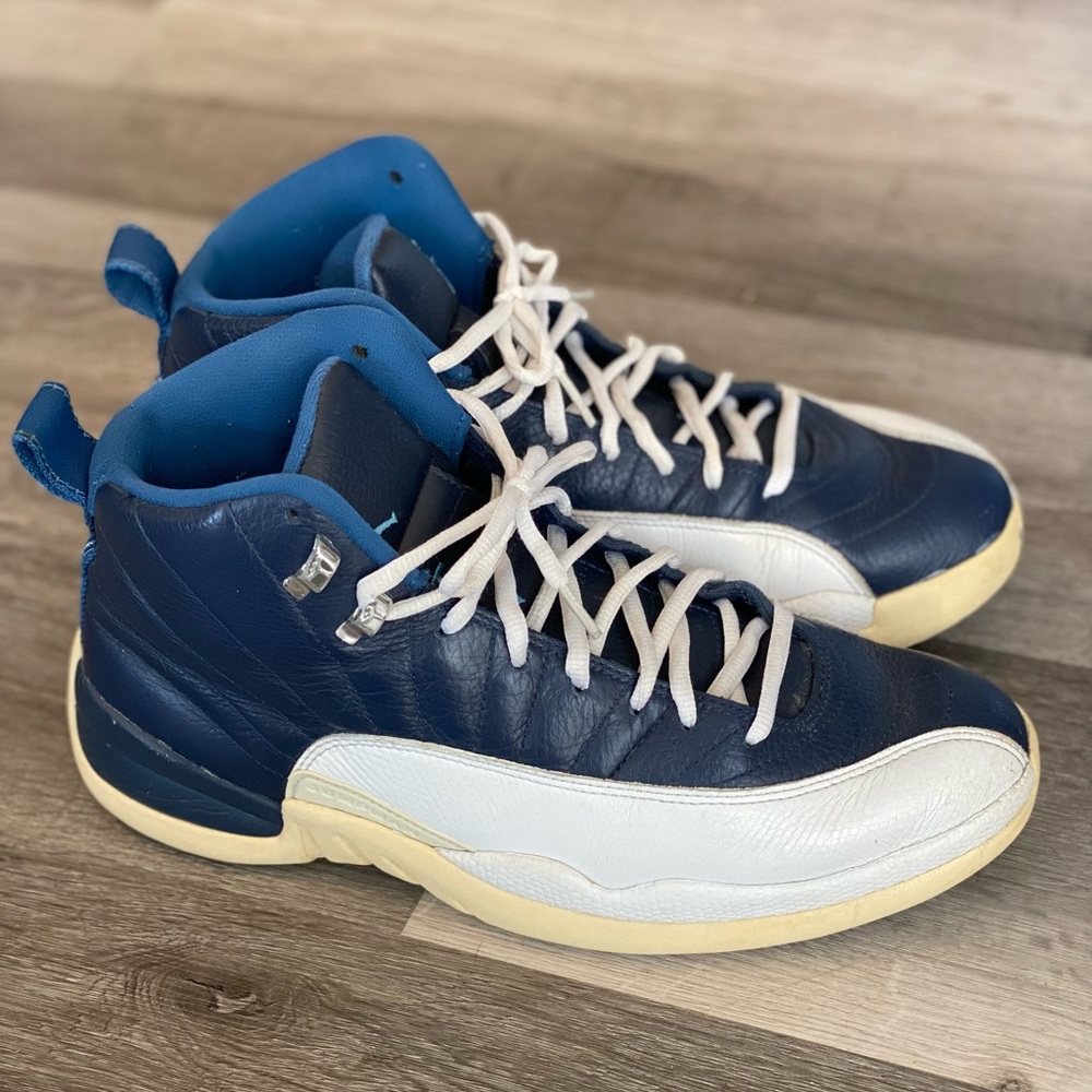 Jordan 12 obsidian